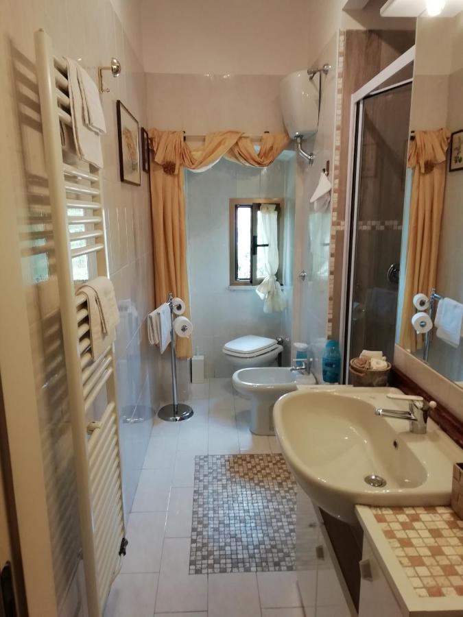 Le Pinelle Bed & Breakfast Terni Exterior foto
